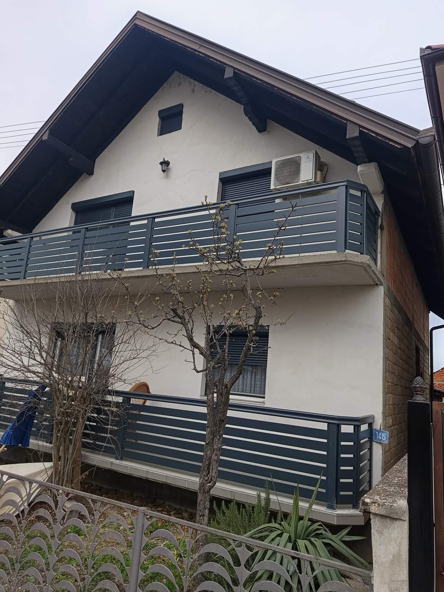 Alu ograda